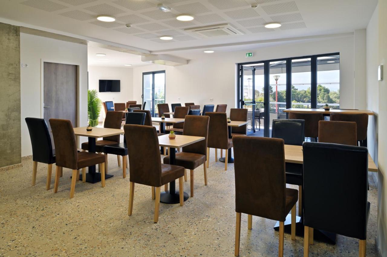 Residence Easy Lodge Аячо Екстериор снимка