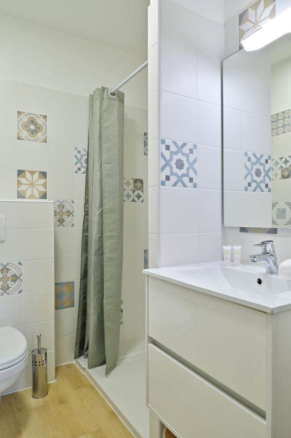 Residence Easy Lodge Аячо Екстериор снимка