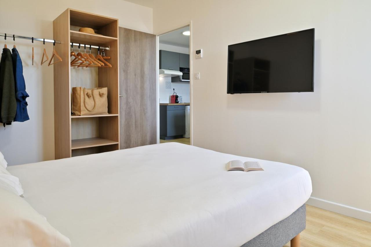 Residence Easy Lodge Аячо Екстериор снимка